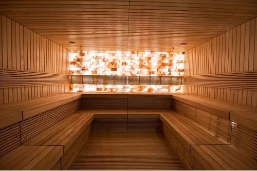 Sauna: zdravotné prínosy, riziká a prevencia