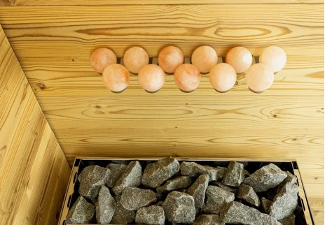Výhody himalájskej soli v saune a ako ju tam používať