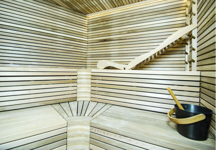 Sauna s ergonomickou lavicou a cédrovým drevom