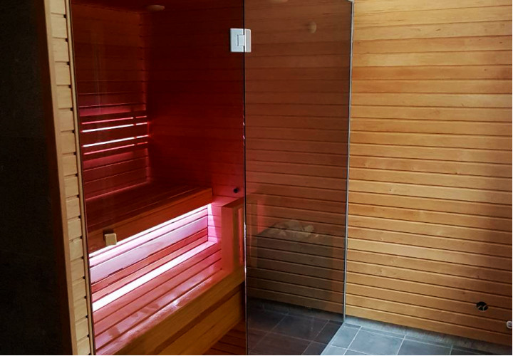 Infrasauna s parnou funkciou