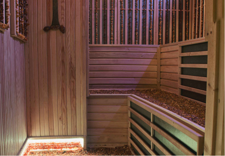 Infrasauna s jantárovým interiérom