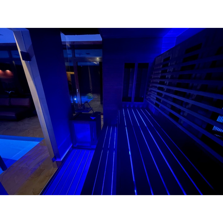 SAUFLEX RGB LED SVIETIDLO S RIADIACIMI JEDNOTKAMI