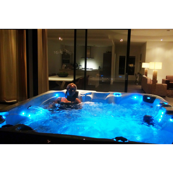 SPA Masážny bazén - ADMIRE