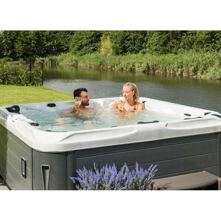 SPA Masážny bazén - DESIRE