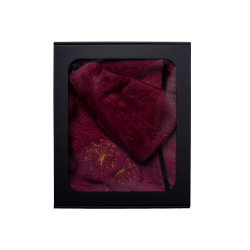 Darčeková sada v darčekovej krabičke pre ŇU. Dámska saunová čiapka a zástera - BORDOVÁ 