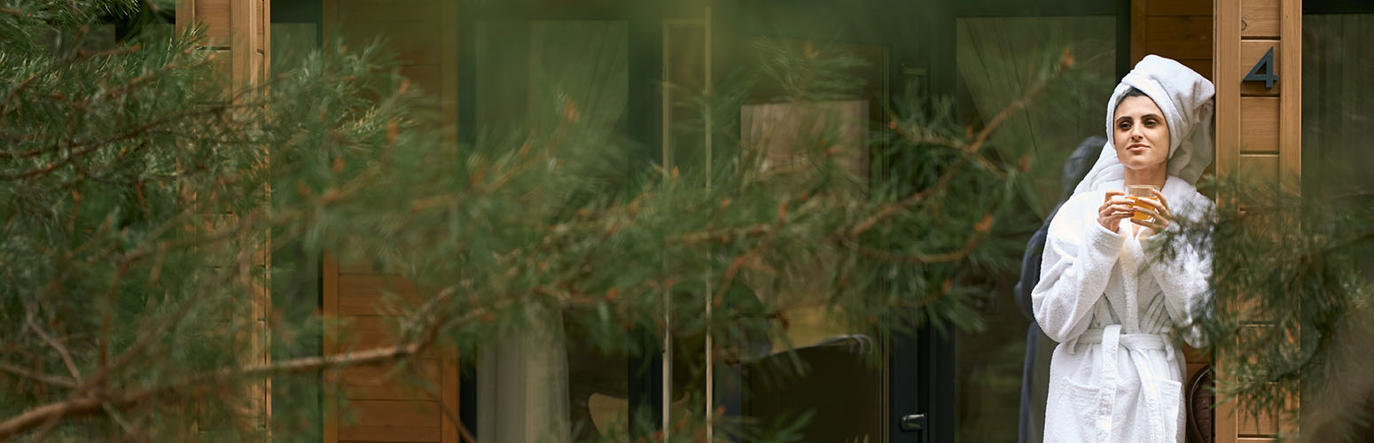 Rituál s horúcou vodou: Prečo vám teplá voda pomáha relaxovať – a prečo teplo sauny ide ešte ďalej