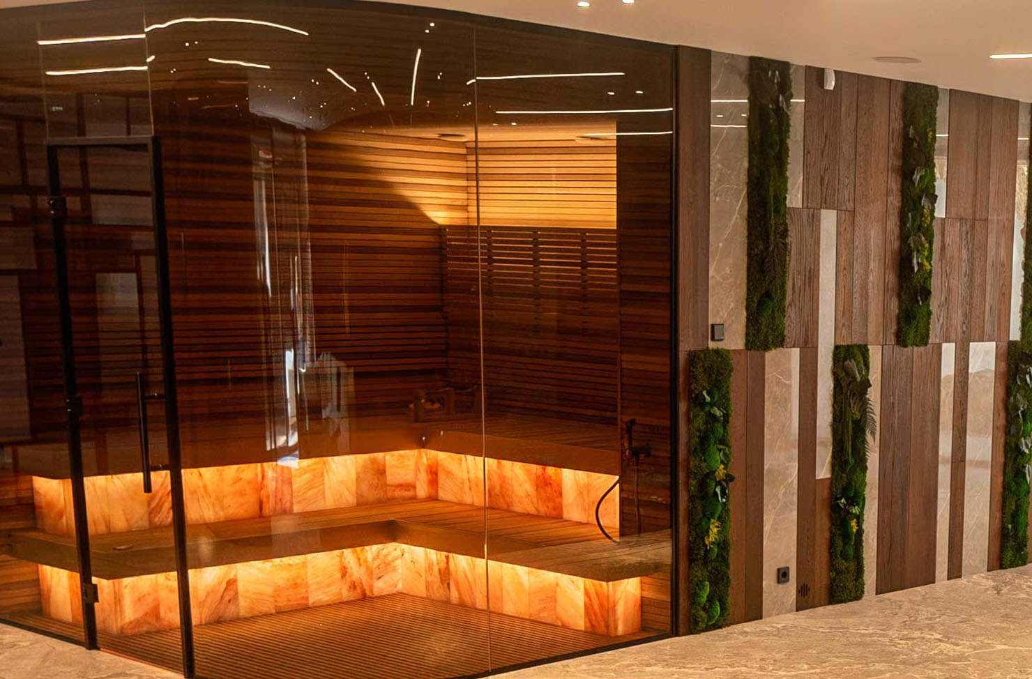 Luxusná sauna s atmosférickým osvetlením